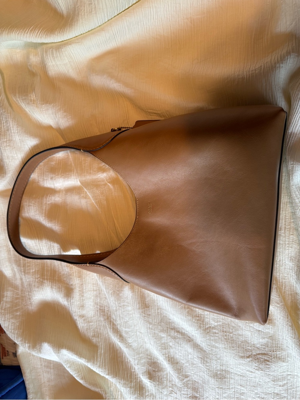 Coach Brooklyn 28 Honey Brown Shoulder Bag - Picture 3 of 5
